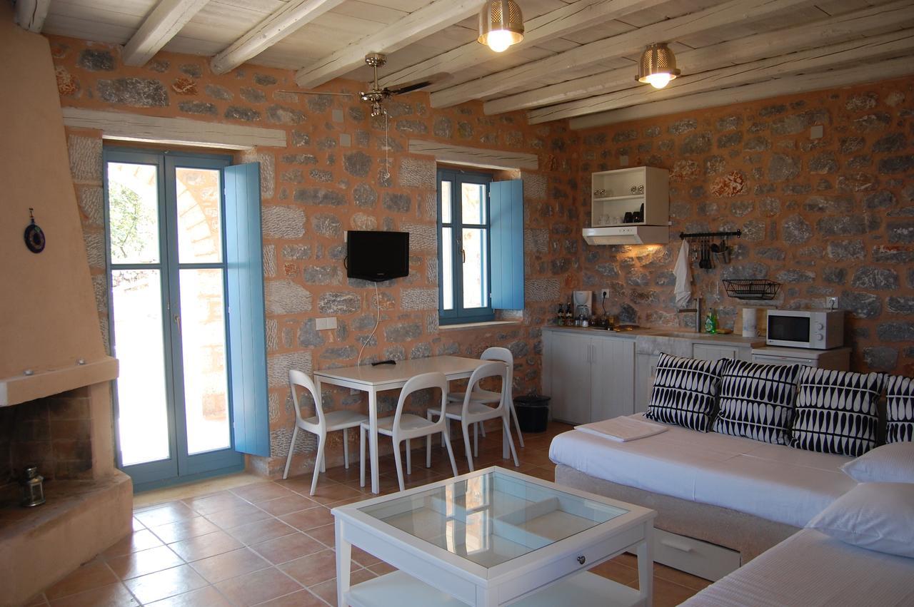 Philothea Guest House Mani Greece Mitziolena Esterno foto